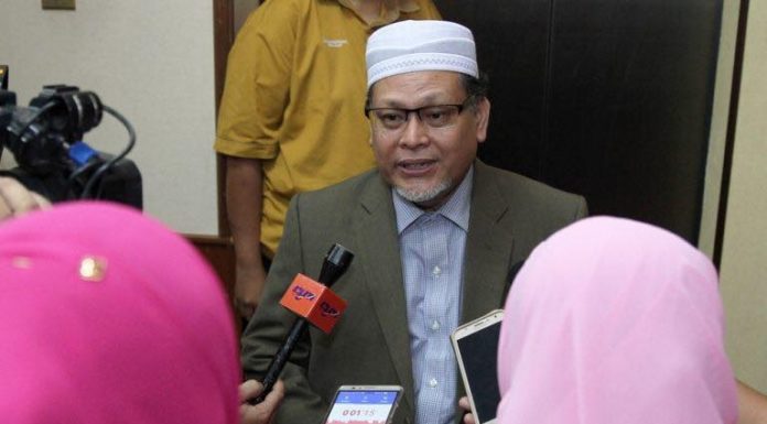 Kehadiran Dr Mahathir punah pembangkang