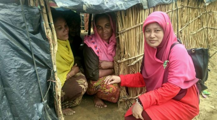 Secebis ilmu untuk anak Rohingya