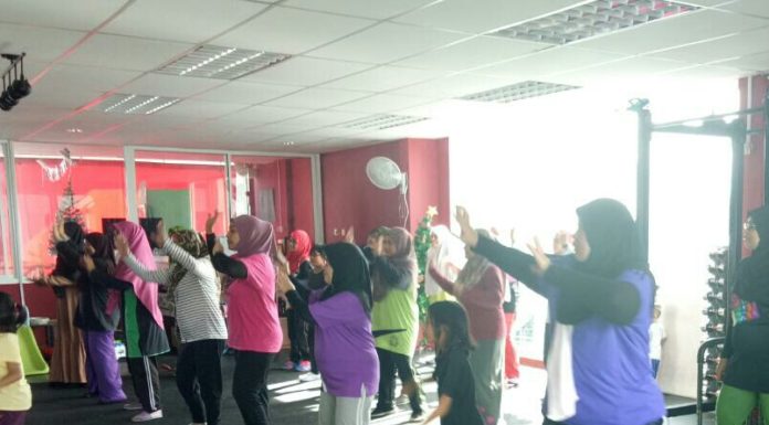 Ameerah Putatan anjur Fitness Dance 2.0