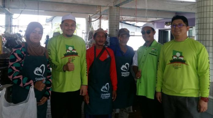 PAS edar apron di Pasar Pusa