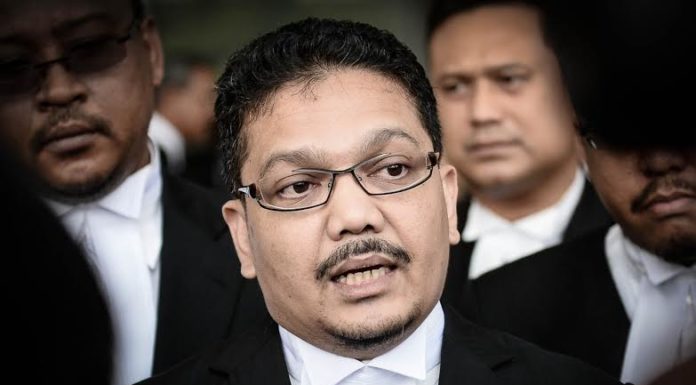 Kes peluk Islam bakal digugat