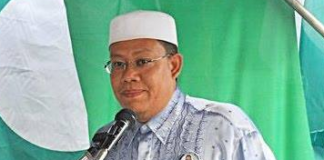 Umno guna sekolah tonjol calon PRU