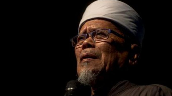 ustaz-ahmad-awang-737519