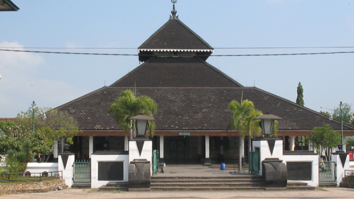 masjid-demak-1-01