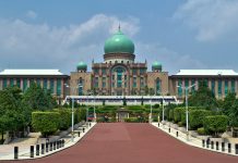 Peletakan jawatan Tun M buka pilihan baharu