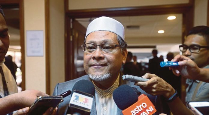 Wajar Anwar sokong PN selepas disisih PH