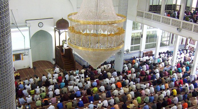 Perlis benar solat Jumaat bersyarat