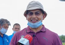Peniaga, pengguna mesti cakna harga barang