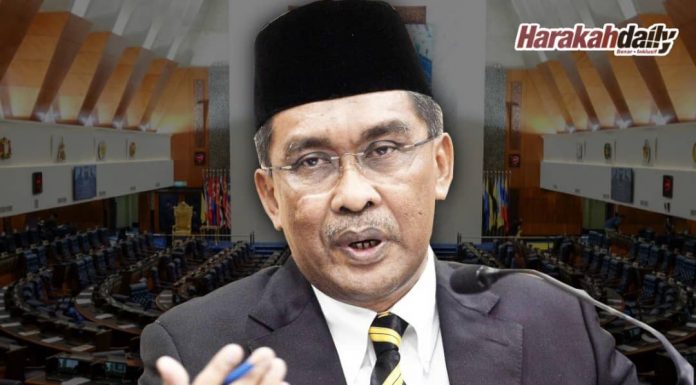 Sidang Parlimen wajar sehari sahaja – Takiyuddin