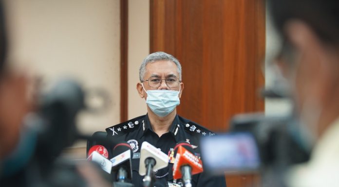 Sekatan jalan raya dikurangkan di Kelantan