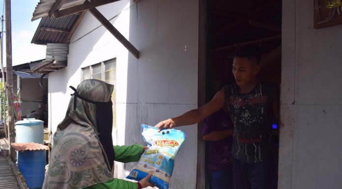 PAS Kota Samarahan agih sumbangan Ramadan