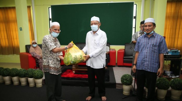 RM90 juta bina rumah penduduk miskin
