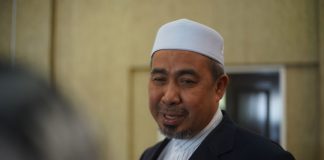 Pekerja bergejala tidak dibenar datang pejabat