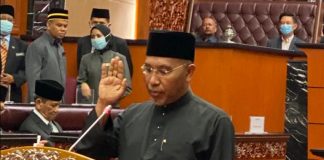 Ustaz Idris, Balasubramaniam angkat sumpah Senator