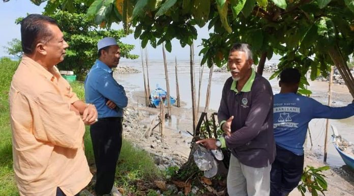 Nelayan pukat tunda ceroboh persisiran pantai