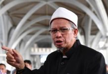 Transgender ditahan perlu ditarbiah