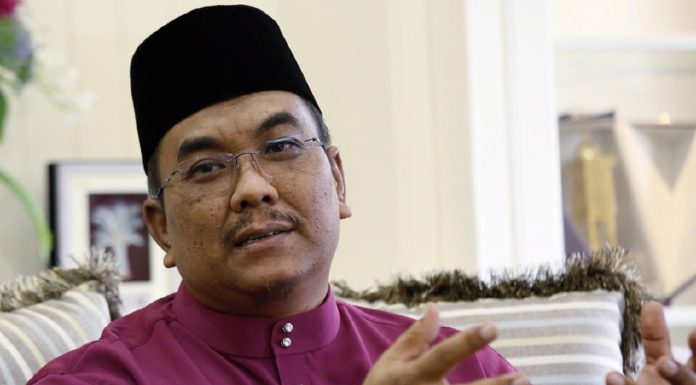 Pemimpin PH kutip bahan fitnah modal kempen