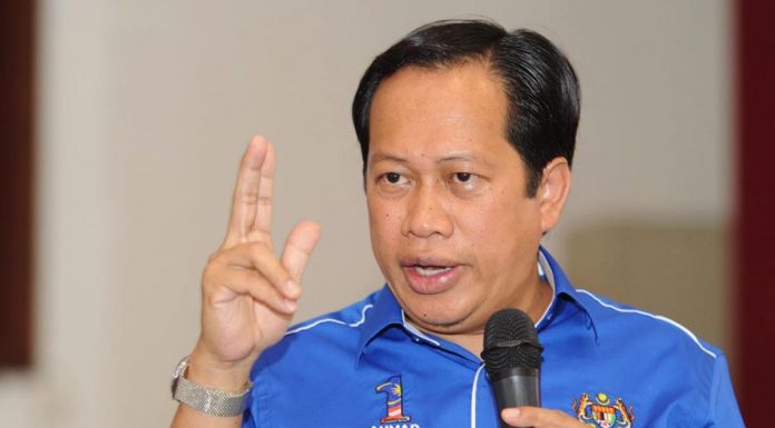 Umno pertahan kerajaan PN hingga PRU15