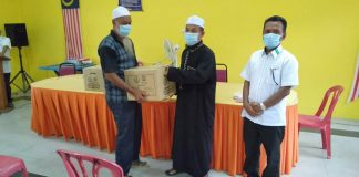 Yayasan Perak sumbang bantuan asnaf di DUN Kenering