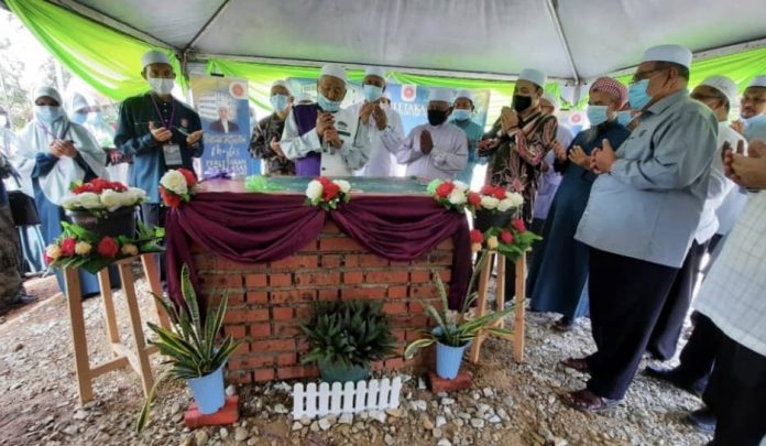 Bangunan SMIDU Daif