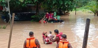 More than 52,000 flood victims still at relief centres