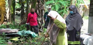 AMAL dan Briged baiki, kemas rumah warga emas
