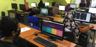 Pelajar ikuti PdPR di Makmal Komputer UniMAP