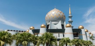 Sabah benar aktiviti agama di masjid, surau mulai esok