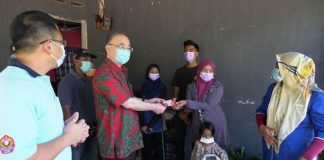 Ibu tunggal, 7 anak kongsi peranti untuk berniaga, PdPR