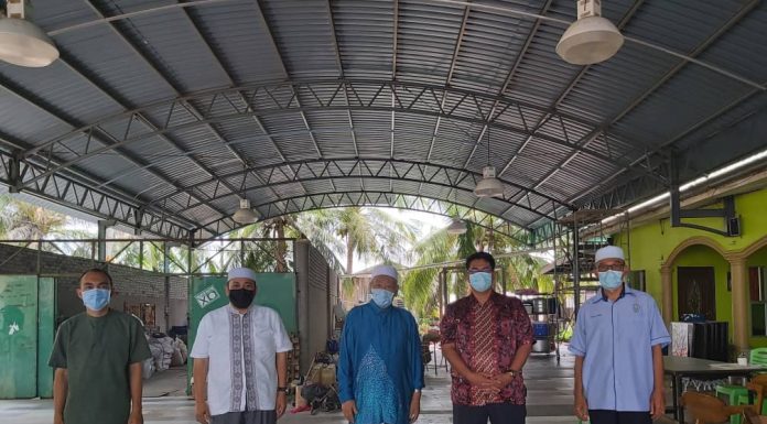 Kunjungan hormat ke atas Mursyidul Am PAS