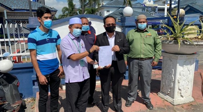 Potong barisan: Pegawai Exco buat laporan polis