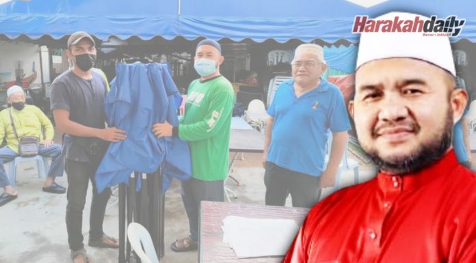 Sumbangan kanopi bantu peniaga kembali beroperasi