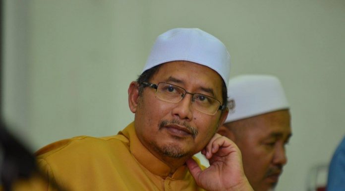 Sekadar satu lubang tidak ditutup terus jadi tular