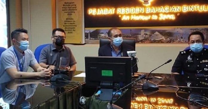Tidak dibenar berada di tempat awam selepas 8 malam