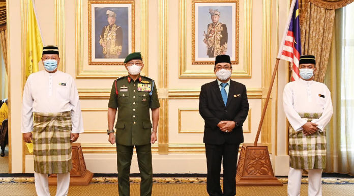 Rusli bangga berkhidmat di bawah 10 Agong