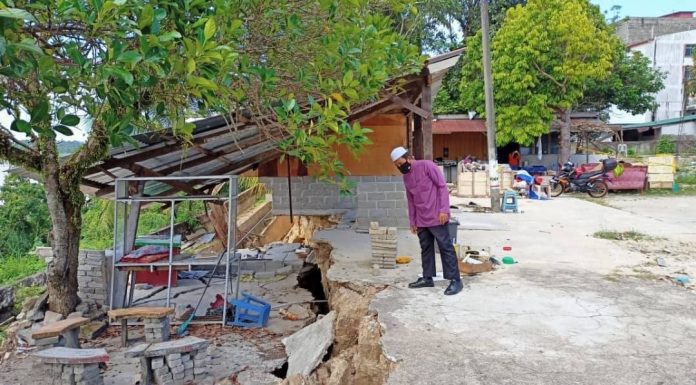 Tolonglah rakyat Pasir Mas…