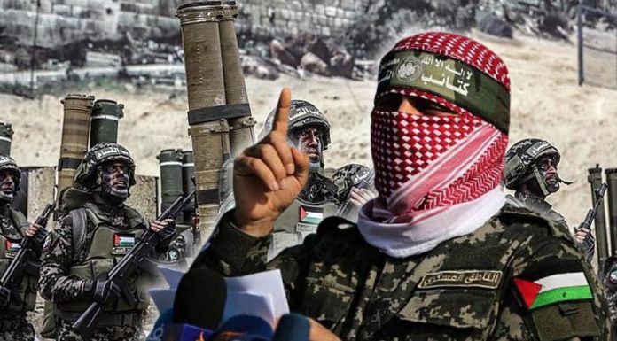 Pejuang al-Qassam berstrategi laku serangan roket