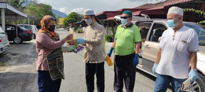 5 tahun Pusat Khidmat PAS Manjoi tabur bakti - Vimarsana News