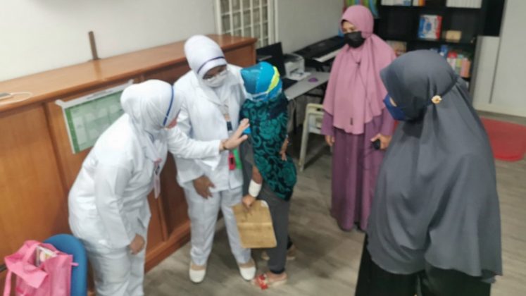  Hati  remuk melihat kesan  luka lama baharu adik Bella