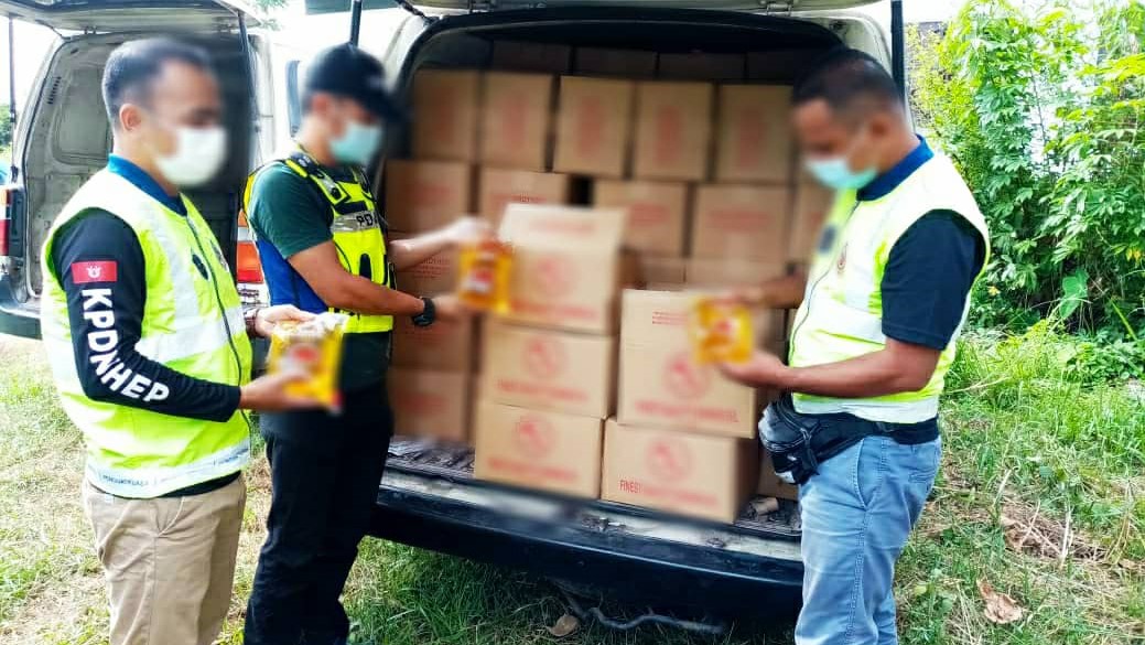 Taktik tukar jenama minyak subsidi sebelum diseludup - Vimarsana News