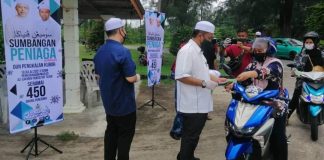 Adun bantu peniaga kecil terjejas di Pengkalan Kubor