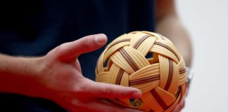 Rintis usaha kembali kegemilangan sepak takraw