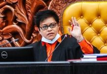 Kemunculan Azalina kejutkan Dewan Rakyat