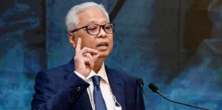 Sidang pertama Parlimen lancar, lulus RMK12, tiga RUU