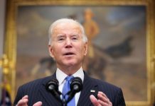 Omicron ‘bukan sebab untuk panik’ – Biden
