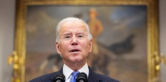 Omicron ‘bukan sebab untuk panik’ – Biden