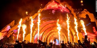 Tragedi di festival muzik: Sekurang-kurangnya lapan maut