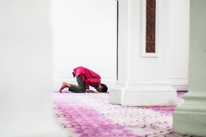afiq-fatah-_xJsyhwPzlA-unsplash