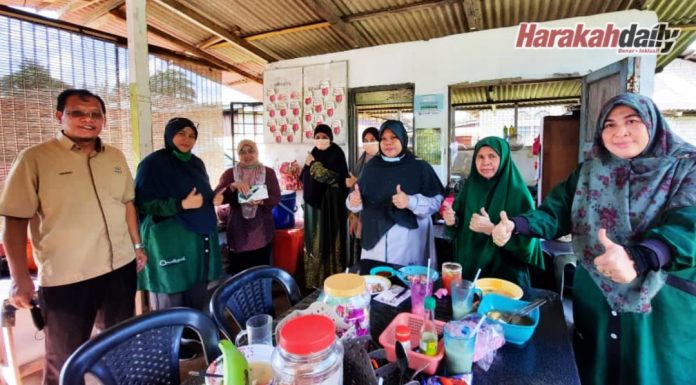 Singgah Warung dekati usaha berdikari penjaja wanita