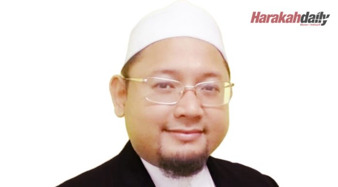 Isu pakaian: DAP cuba tuduh Islam ekstrem? DAP